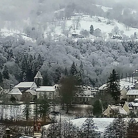 Maison Cosy Proche De La Station De Du Lioran 4 Personnes *